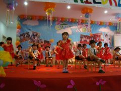 2013年乐教幼儿园六一儿童节精彩表演